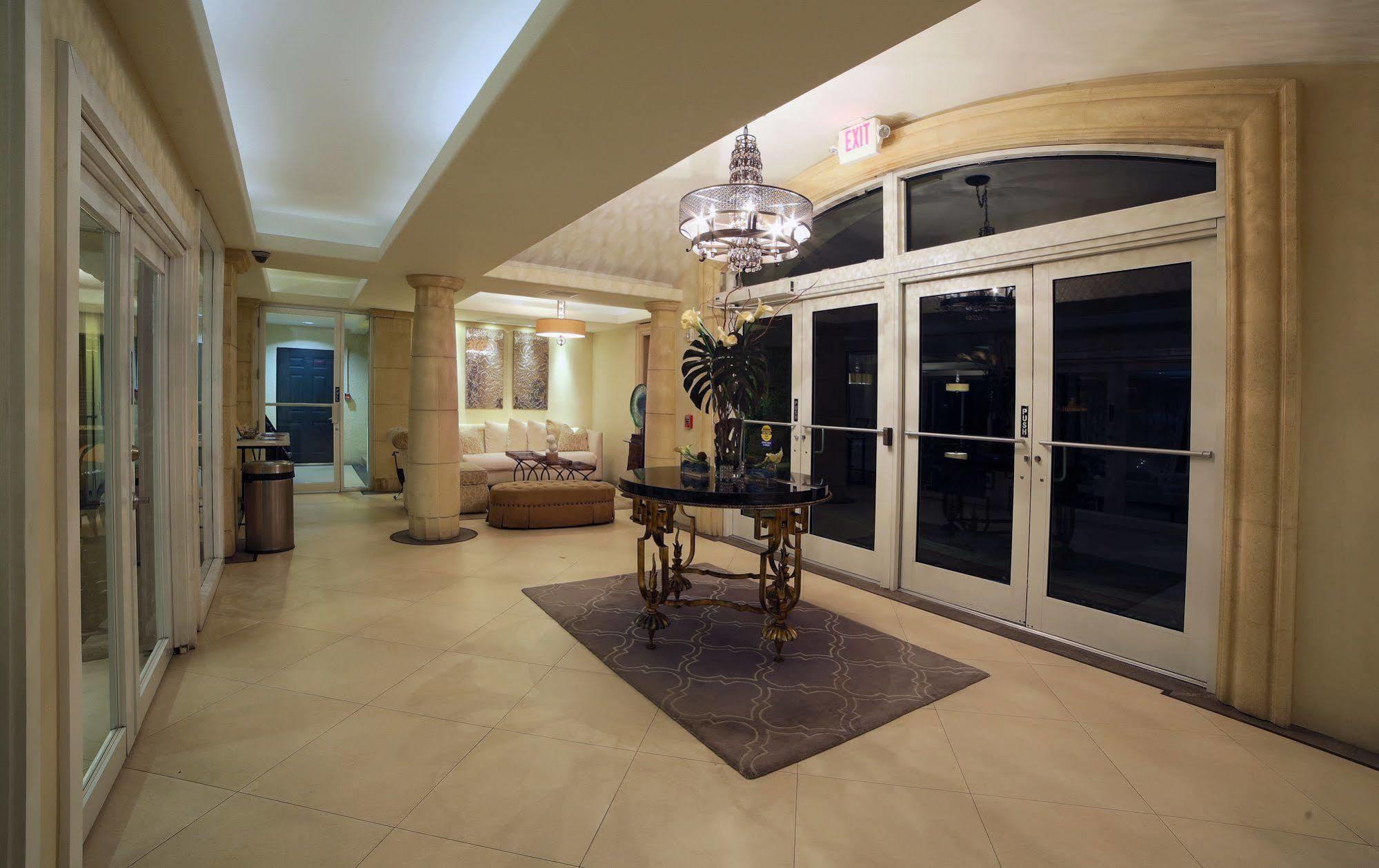 The Sea Lord Hotel & Suites (Adults Only) Lauderdale-by-the-Sea Exteriér fotografie