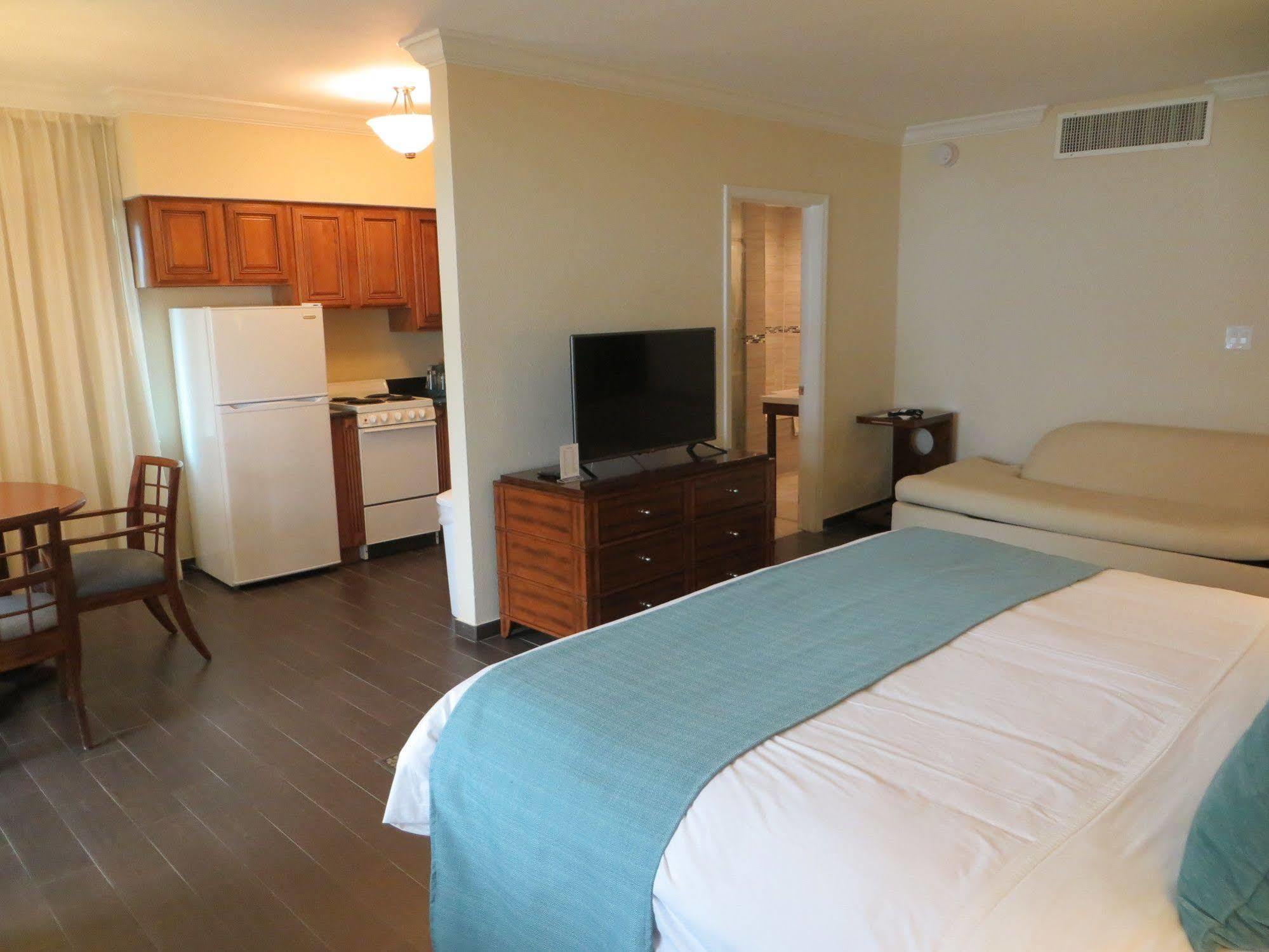 The Sea Lord Hotel & Suites (Adults Only) Lauderdale-by-the-Sea Exteriér fotografie