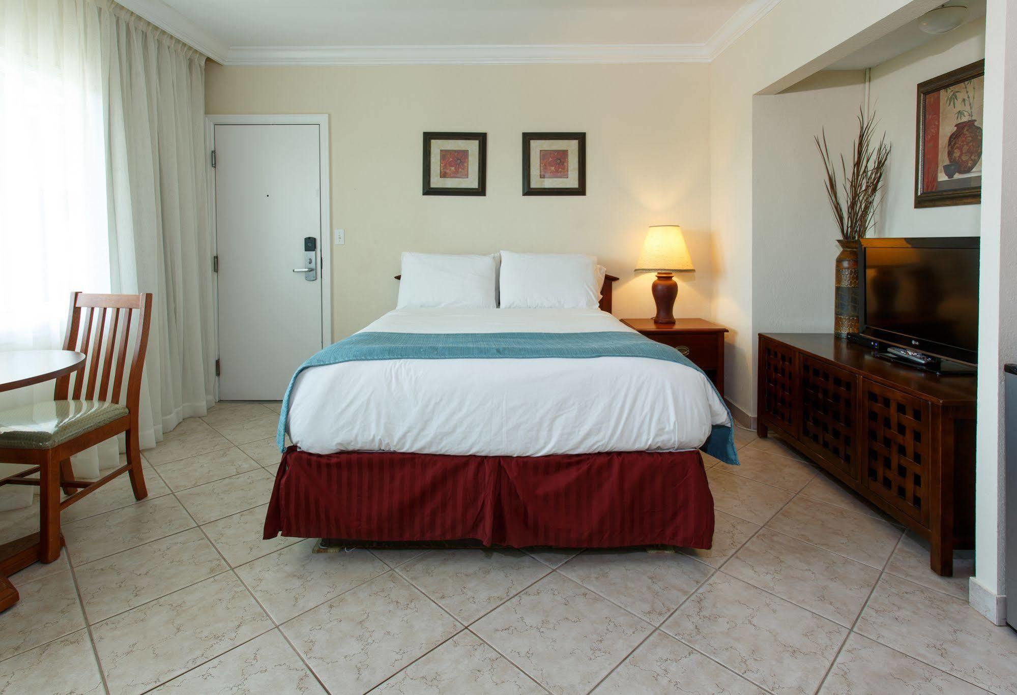 The Sea Lord Hotel & Suites (Adults Only) Lauderdale-by-the-Sea Exteriér fotografie