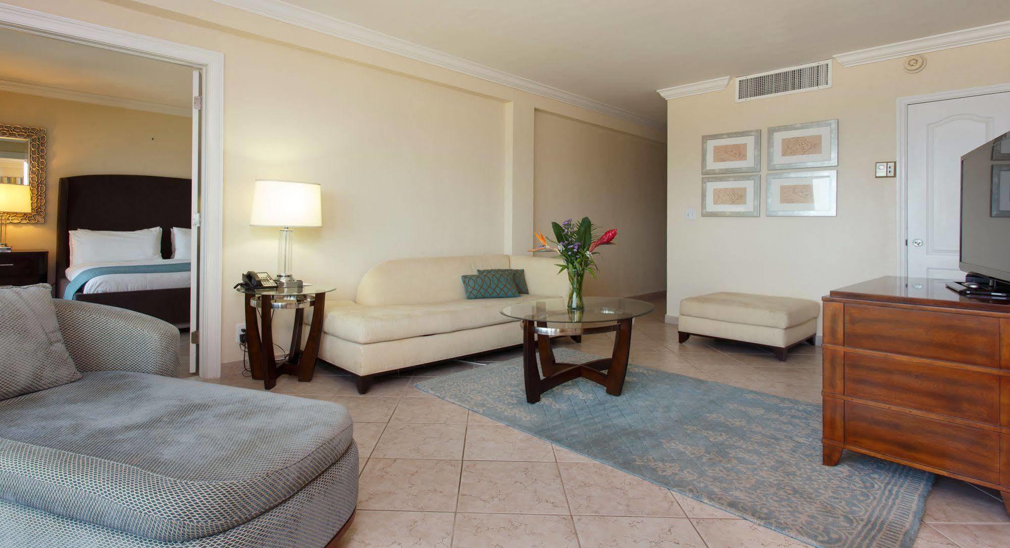 The Sea Lord Hotel & Suites (Adults Only) Lauderdale-by-the-Sea Exteriér fotografie